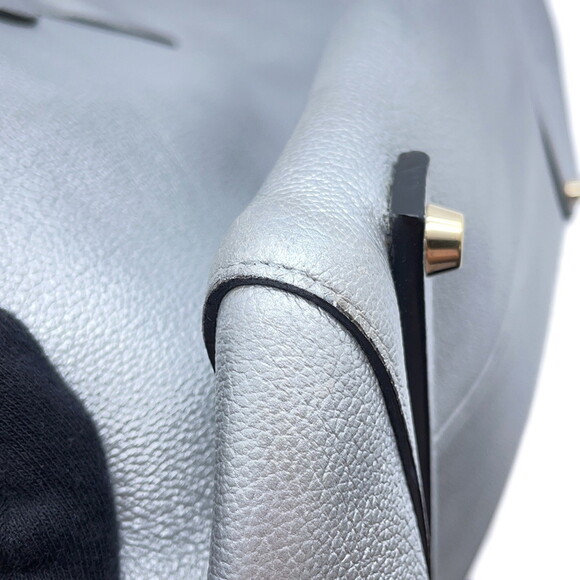 DIOR Gold Leather Shoulder Bag - Picture 13 of 16